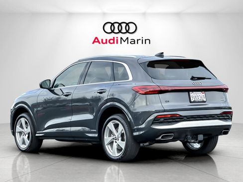 Certified 2025 Audi Q5 Premium Plus w/ Premium Plus image 3