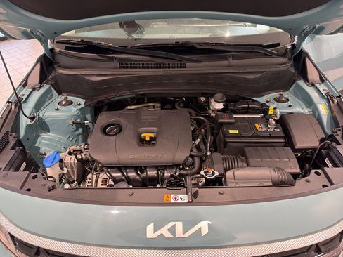 Certified 2024 Kia Seltos EX FWD image 11