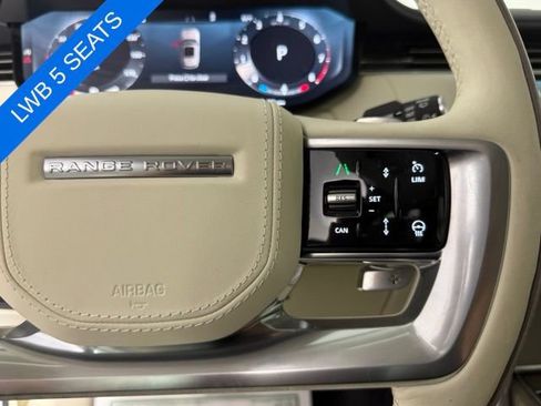 Used 2025 Land Rover Range Rover Long Wheelbase Autobiography AWD/4WD image 19