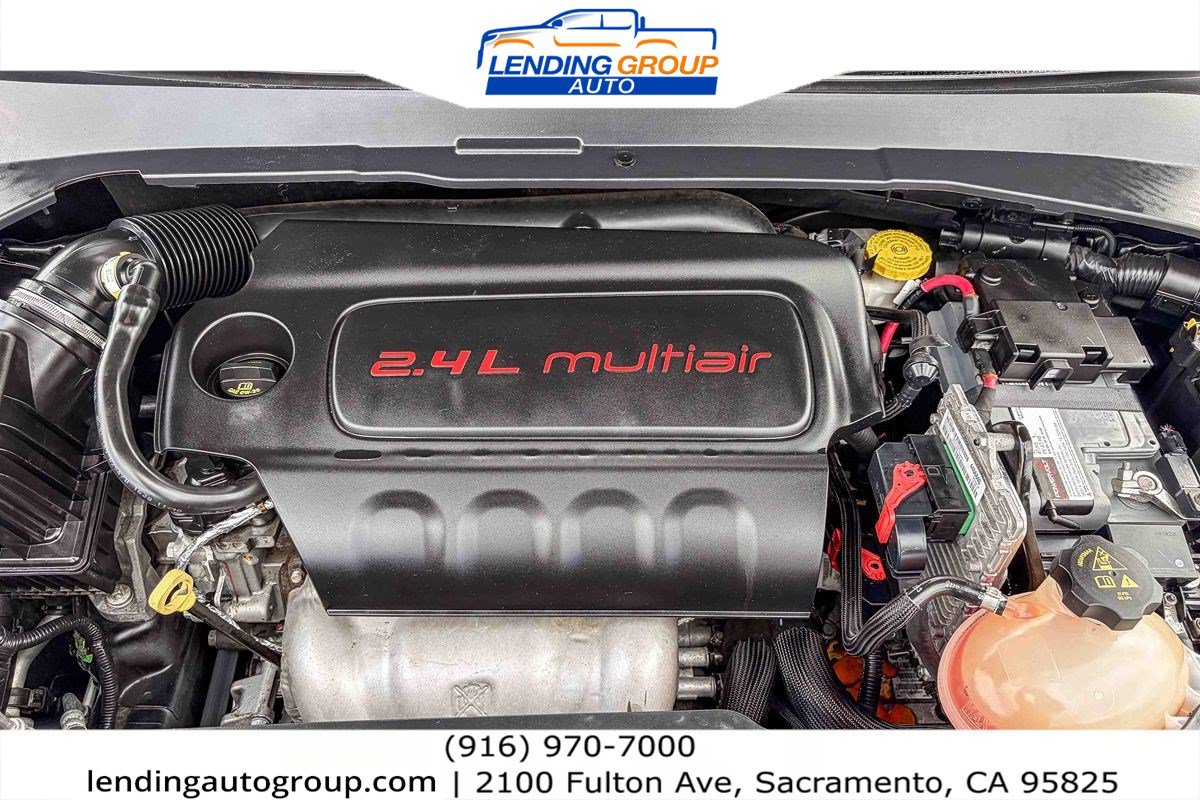 Used 2018 Jeep Compass Latitude w/ Popular Equipment Group FWD image 24