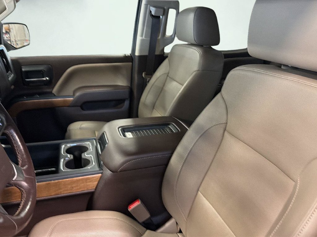 Used 2018 Chevrolet Silverado 1500 LTZ w/ Sport Package AWD/4WD image 40