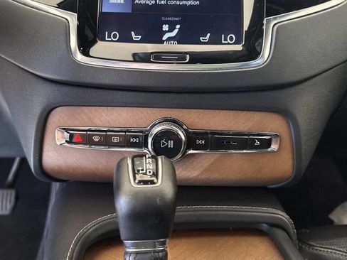 Used 2016 Volvo XC90 T6 Inscription w/ Vision Package image 33