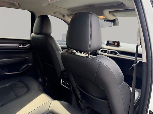 Used 2019 MAZDA CX-5 Touring image 23