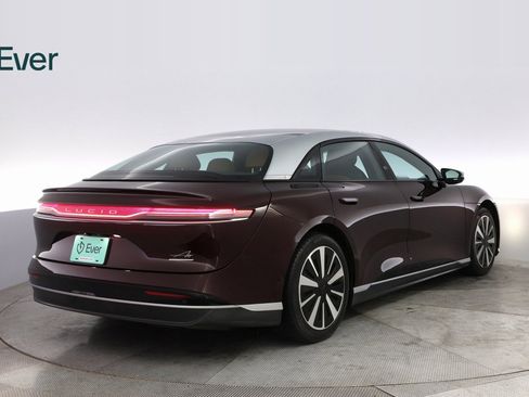 Used 2023 Lucid Air Grand Touring image 12