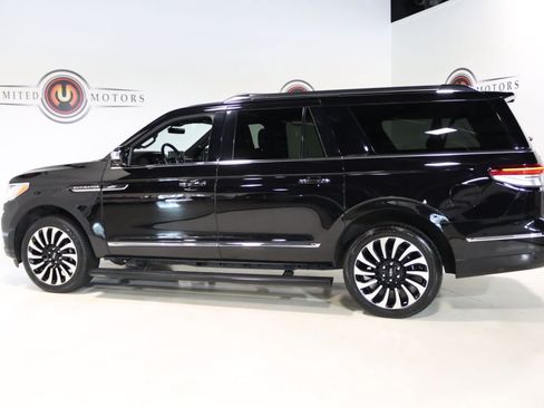 Used 2024 Lincoln Navigator L Black Label AWD/4WD image 30