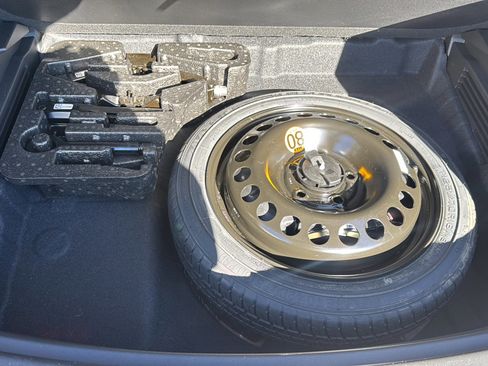 Used 2022 Chevrolet TrailBlazer LT w/ Convenience Package image 22