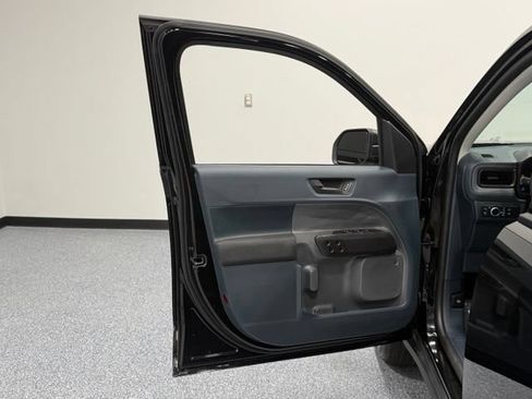 Certified 2025 Ford Maverick XL FWD image 14