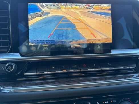 Used 2024 Chevrolet Silverado 1500 LT image 17