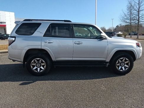 Used 2023 Toyota 4Runner TRD Off-Road Premium image 2