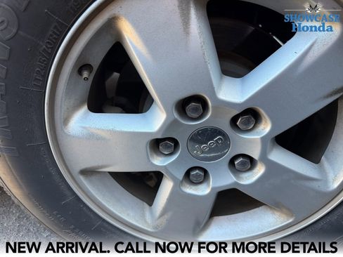 Used 2013 Jeep Grand Cherokee Laredo image 7