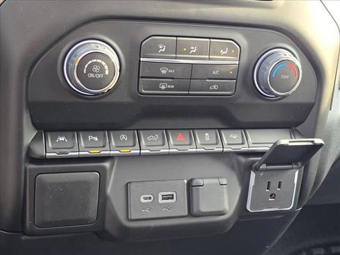 New 2026 Chevrolet Silverado 1500 W/T image 25