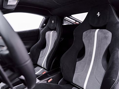 Used 2020 Ferrari 488 Pista Coupe RWD image 69