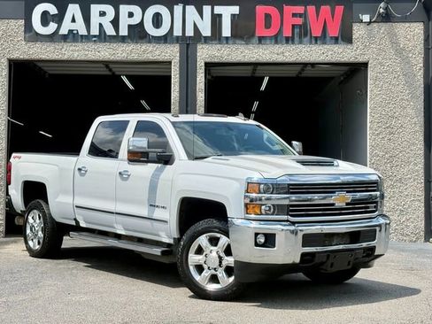 Used 2019 Chevrolet Silverado 2500 LTZ w/ Duramax Plus Package AWD/4WD image 2