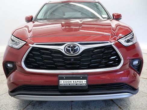 Used 2022 Toyota Highlander Platinum AWD/4WD image 12