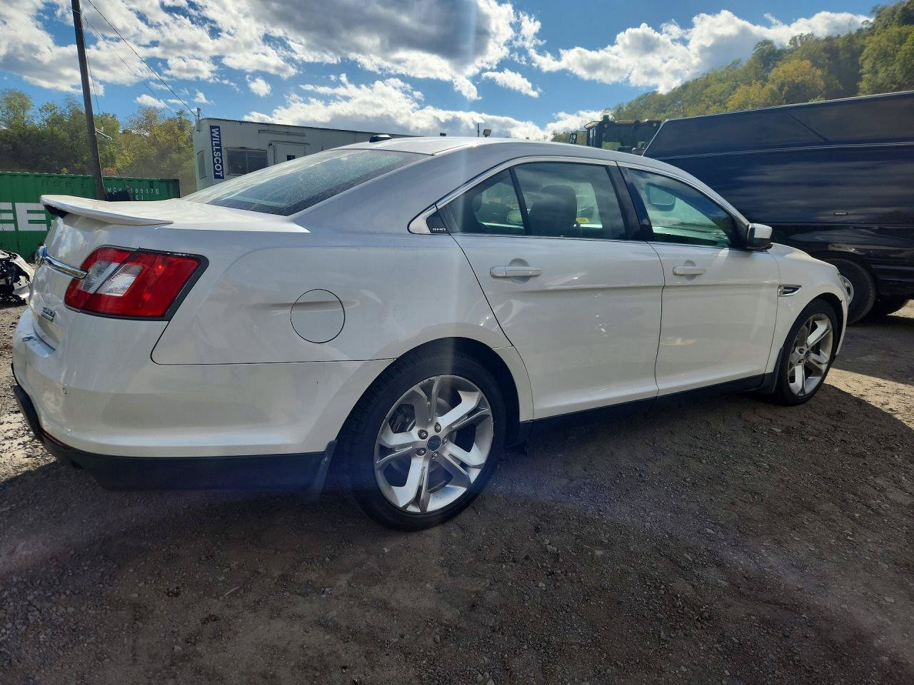 Used 2012 Ford Taurus SHO AWD/4WD image 5