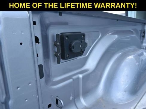 Used 2022 RAM 2500 Big Horn AWD/4WD image 25