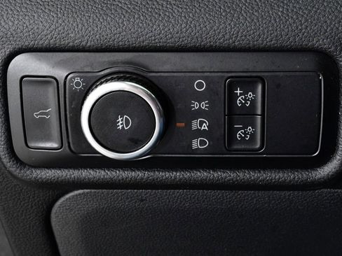 Used 2023 Ford Explorer XLT w/ Equipment Group 202A image 32