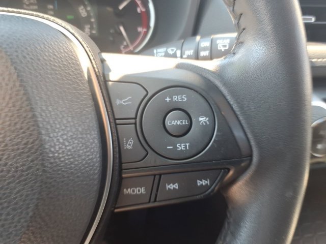 Used 2025 Toyota RAV4 XLE Premium AWD/4WD image 22