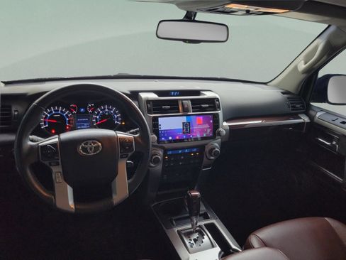 Used 2018 Toyota 4Runner Limited image 11