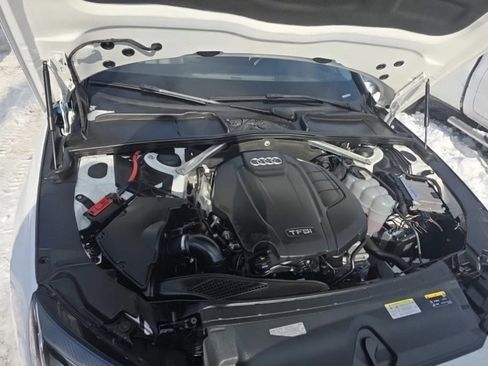 Used 2020 Audi A4 2.0T Premium w/ Convenience Package image 5