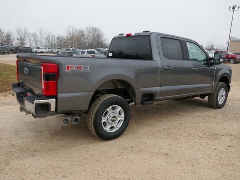 New 2026 Ford F250 XLT w/ XLT Premium Package image 4