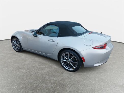 Used 2022 MAZDA MX-5 Miata Grand Touring image 7