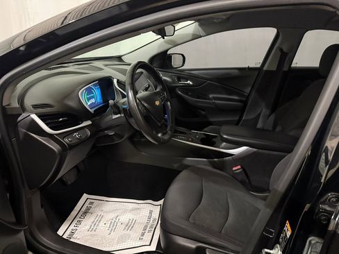 Used 2017 Chevrolet Volt LT image 20
