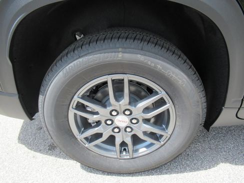 New 2026 GMC Acadia Elevation FWD image 8