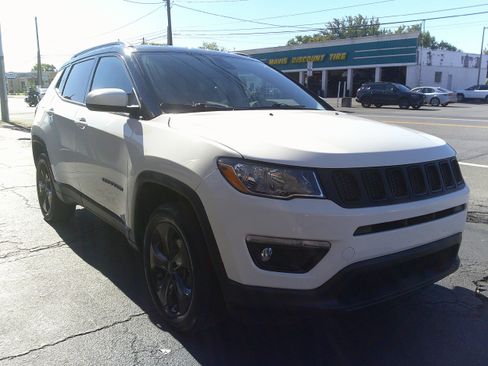 Used 2021 Jeep Compass Latitude image 7