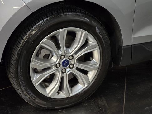 Used 2022 Ford Edge Titanium image 14