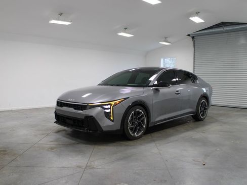 Used 2025 Kia K4 GT-Line w/ GT-Line Premium Package image 4