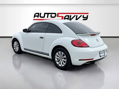 Used 2018 Volkswagen Beetle 2.0T S FWD image 5