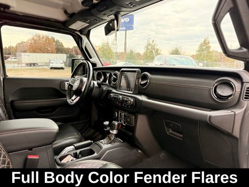 Used 2022 Jeep Gladiator Overland image 30