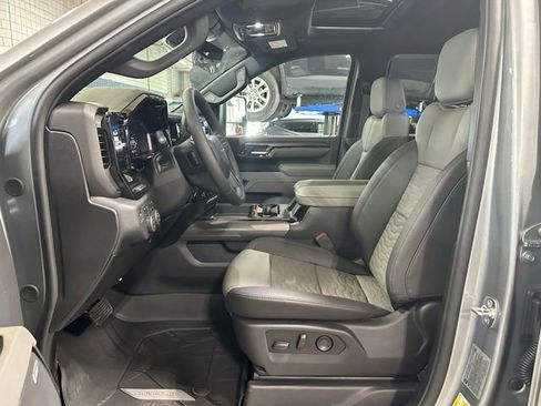New 2026 Chevrolet Silverado 2500 ZR2 w/ LPO, Dark Essentials Package AWD/4WD image 13
