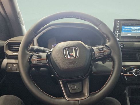 New 2026 Honda Pilot TrailSport image 36