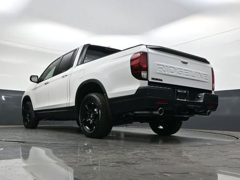 New 2026 Honda Ridgeline Black Edition image 39