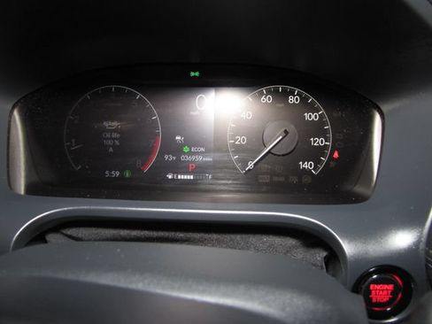 Certified 2024 Honda HR-V LX image 4