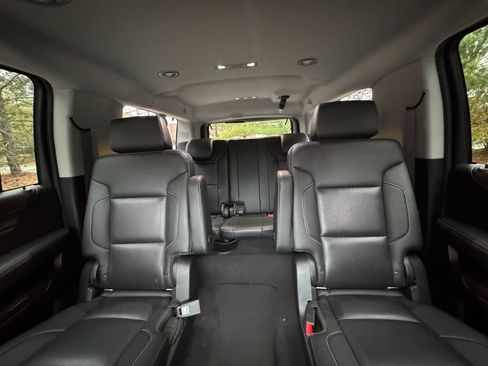 Used 2019 GMC Yukon XL SLT image 21