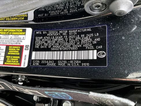 Used 2024 Lexus ES 350 w/ Premium Package image 16