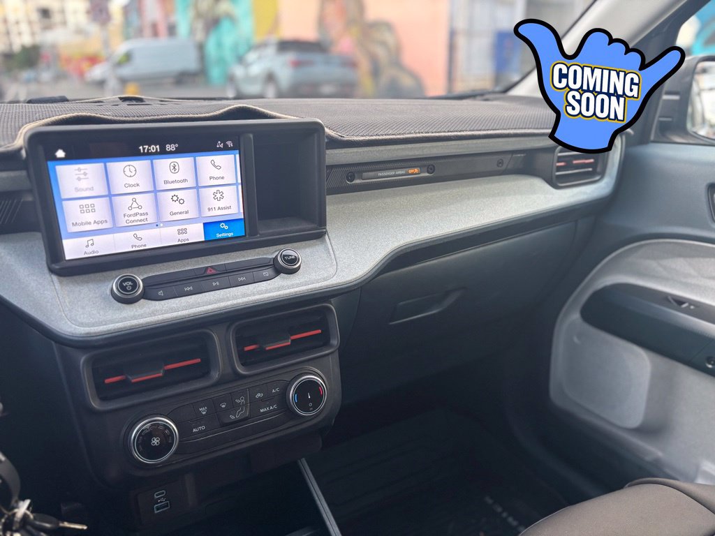 Used 2022 Ford Maverick XLT FWD image 16