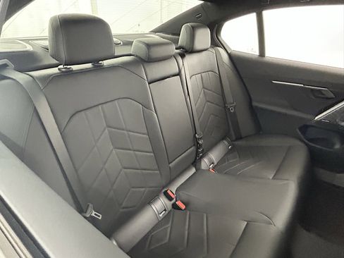 Used 2025 BMW i5 M60 w/ Premium Package image 39