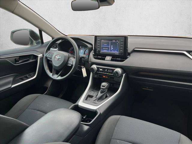 Used 2022 Toyota RAV4 LE FWD image 23