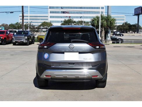Used 2023 Nissan Rogue Platinum w/ Platinum Premium Package image 5