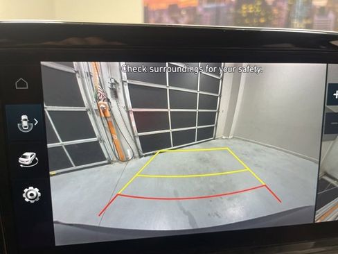 Used 2023 Hyundai Palisade Limited w/ Cargo Package image 15