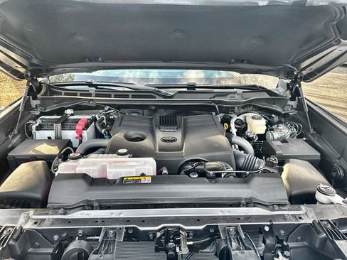 Used 2025 Toyota Tundra SR5 image 33