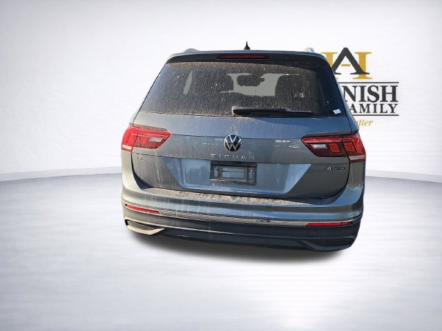 Used 2023 Volkswagen Tiguan SE w/ Panoramic Sunroof Package AWD/4WD image 6