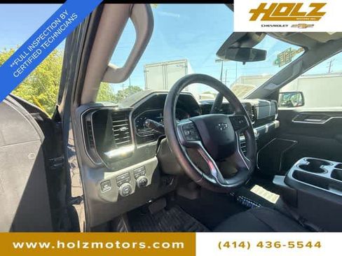 Certified 2022 Chevrolet Silverado 1500 RST AWD/4WD image 10
