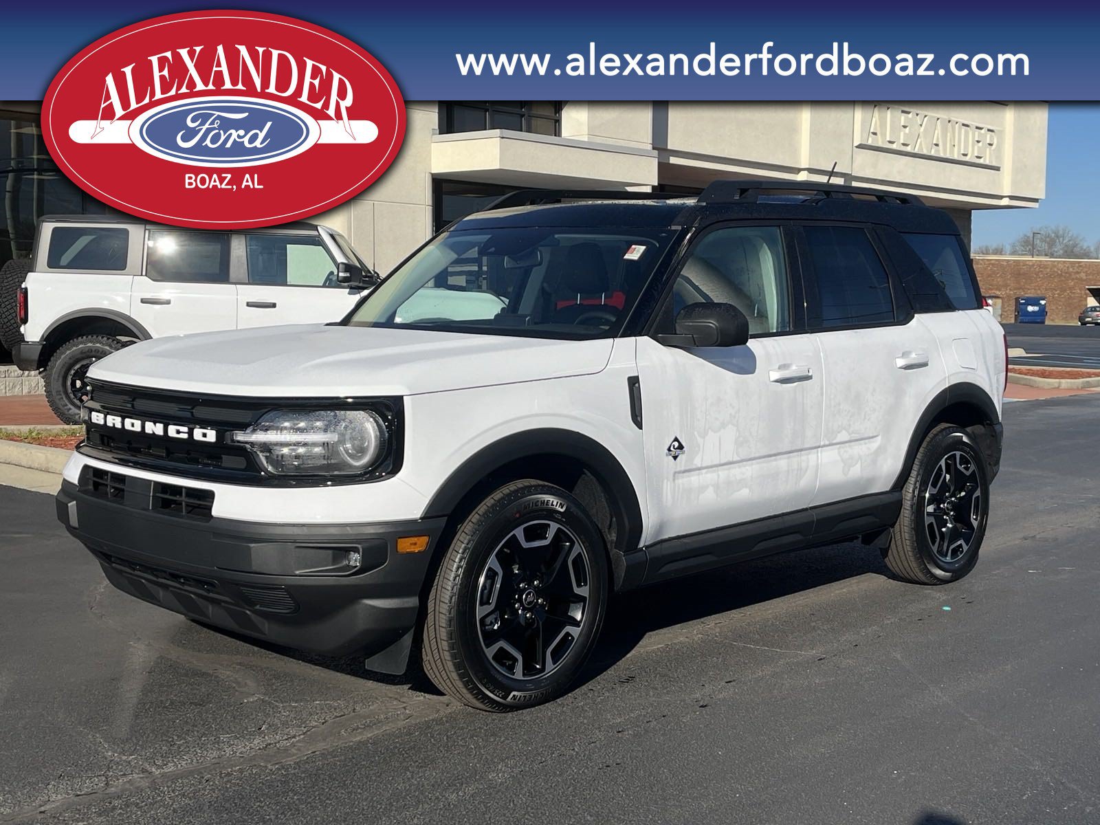 New 2024 Ford Bronco Sport Outer Banks w/ Tech Package AWD/4WD image 1