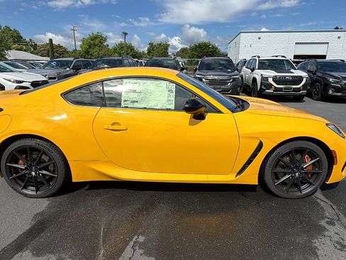 Used 2026 Subaru BRZ Series.Yellow RWD image 3