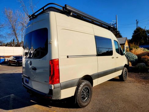 Used 2019 Mercedes-Benz Sprinter 2500 w/ Premium Plus Package image 55